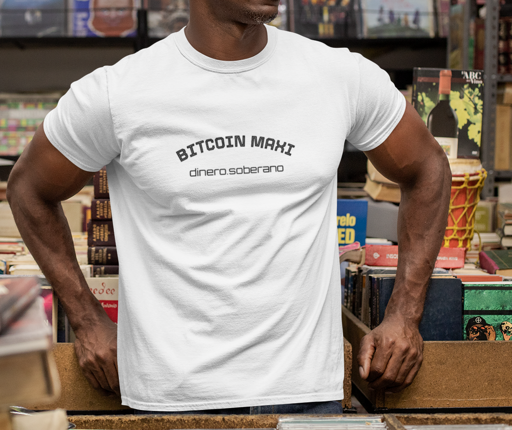 "BITCOIN MAXI  dinero.soberano" Bitcoin Top Quality Custom Comfort T-Shirt | Crypto Gift